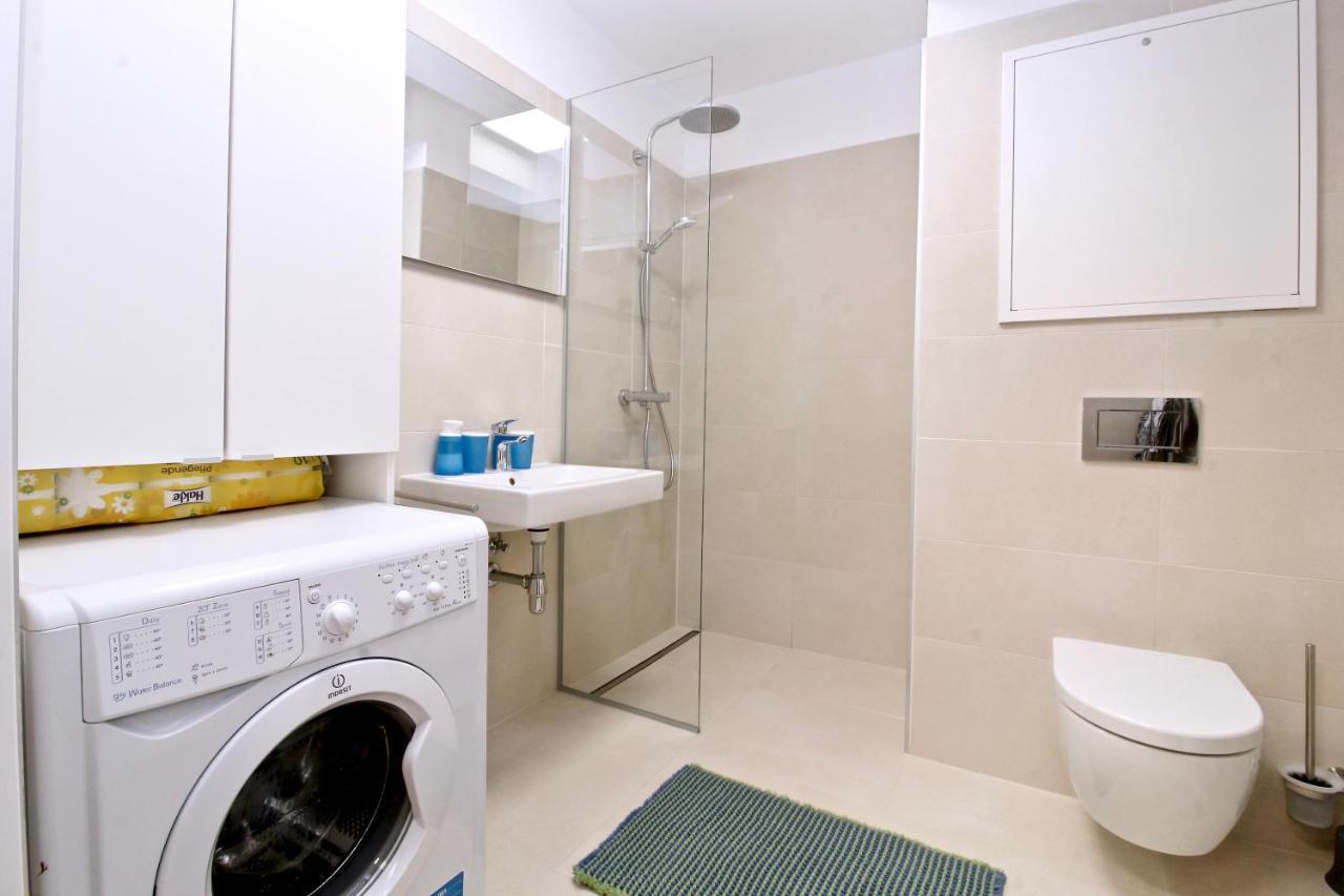 Balcony/Pool/Free Parking Garage Studio Виена Екстериор снимка