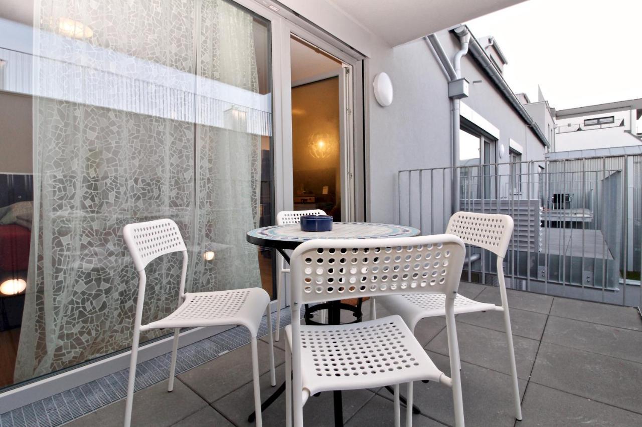 Balcony/Pool/Free Parking Garage Studio Виена Екстериор снимка