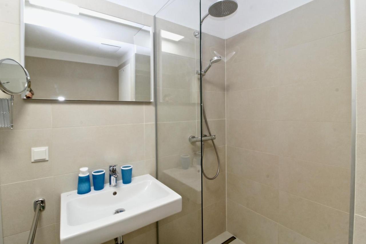 Balcony/Pool/Free Parking Garage Studio Виена Екстериор снимка