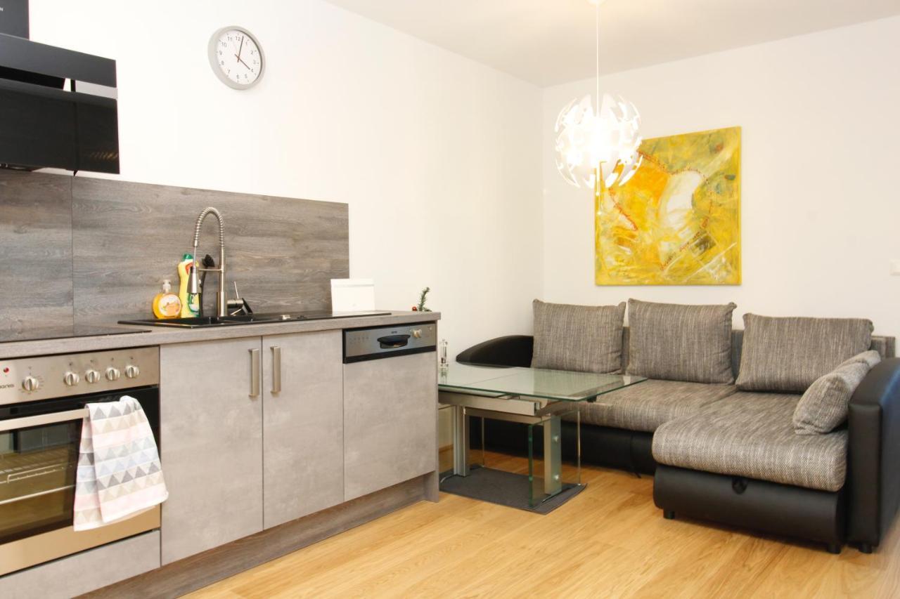 Balcony/Pool/Free Parking Garage Studio Виена Екстериор снимка